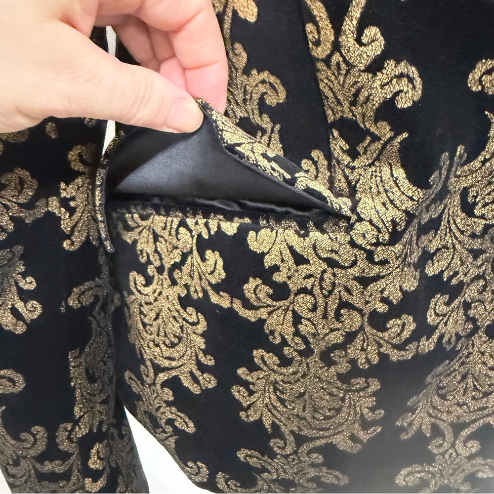 7 for all Mankind Black Gold Brocade Blazer Maximalist Retro Womans Size S - Picture 3 of 16